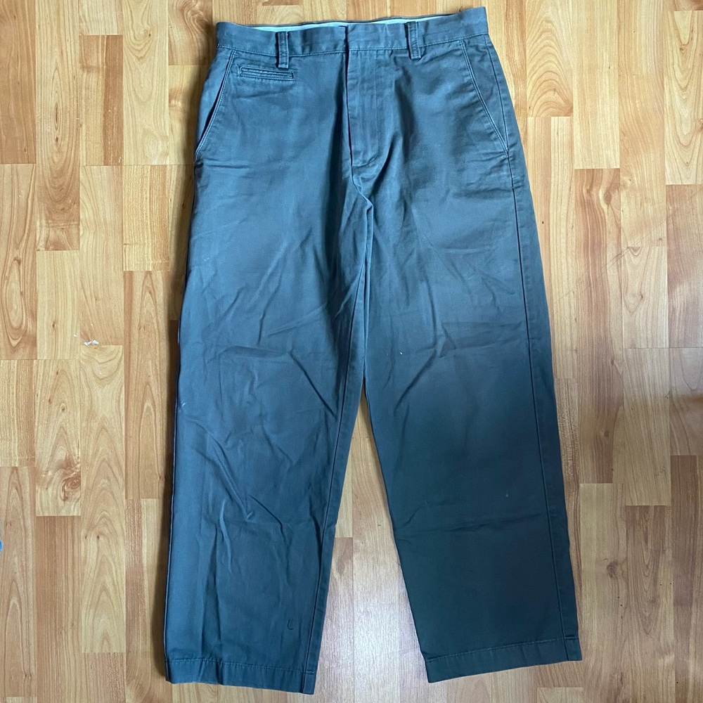 Dockers Men's Olive Chinos